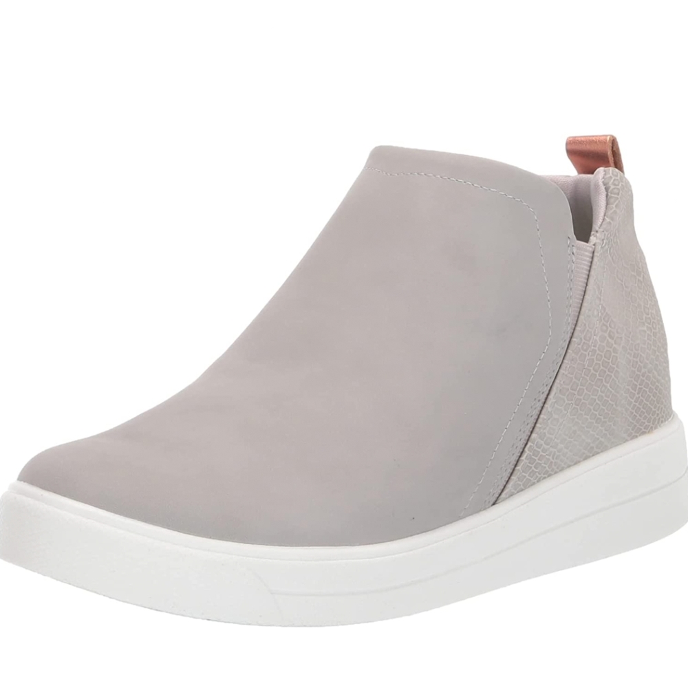 Brand New w/o original box Ryka Vera Sneaker